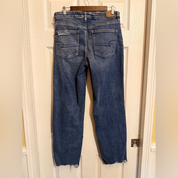 American Eagle Outfitters Curvy Straight Leg Jeans - Picture 6 of 10
